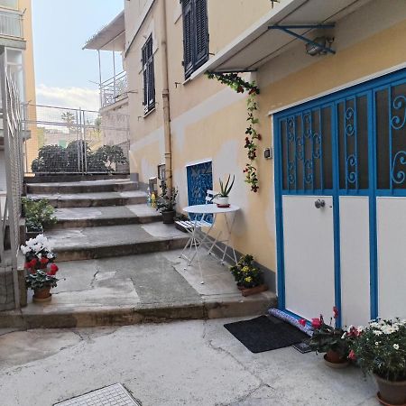 La Tavernetta Del Peo Casa Vacanze Sanremo Bagian luar foto