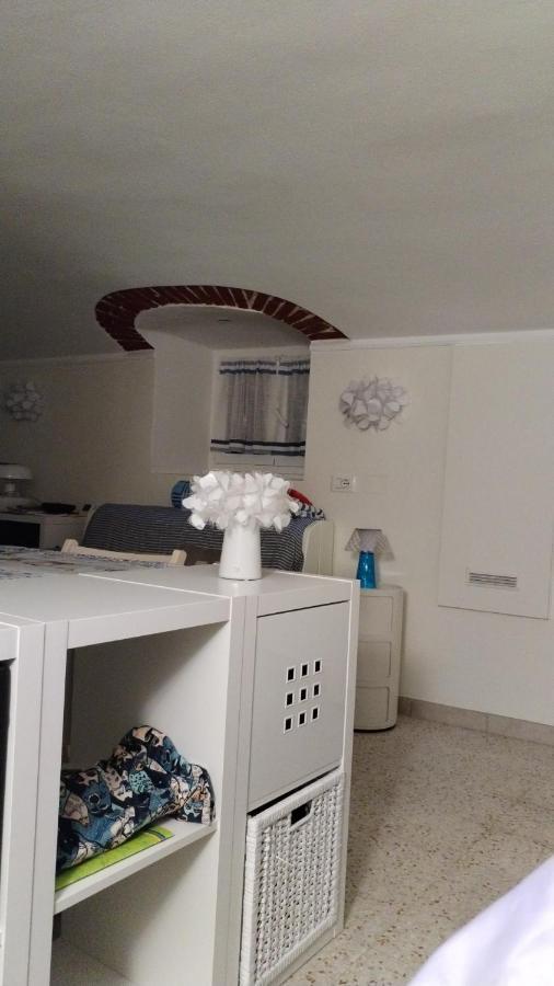 La Tavernetta Del Peo Casa Vacanze Sanremo Bagian luar foto