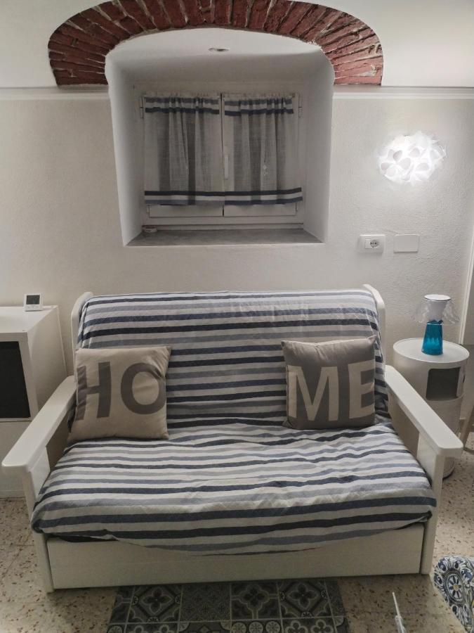 La Tavernetta Del Peo Casa Vacanze Sanremo Bagian luar foto